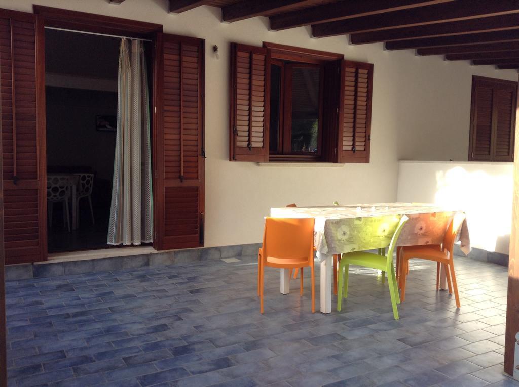 Case Cala Bucerno Castelluzzo Quarto foto
